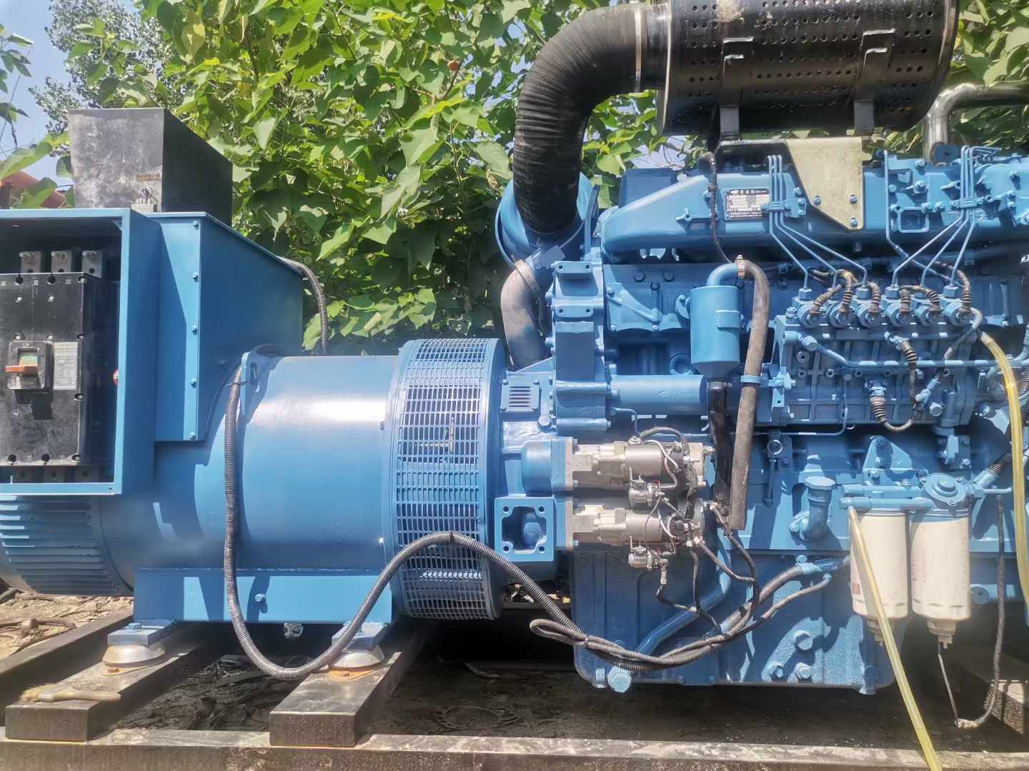 金溪详细说明降低 800kW 柴油发电机输出电流波动的方法